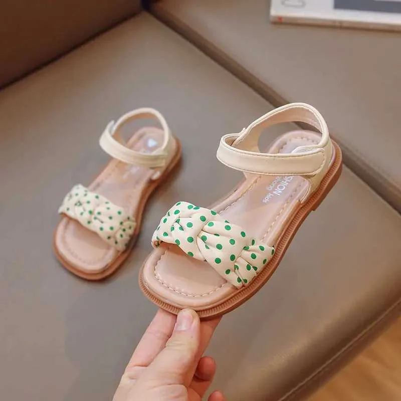 Sandalen Mädchen Neue Sandalen Fashion Kinder Prinzessin Schuh weicher Sohle Open Toe Beach Schuhe Dot Design frischer Farbschuh