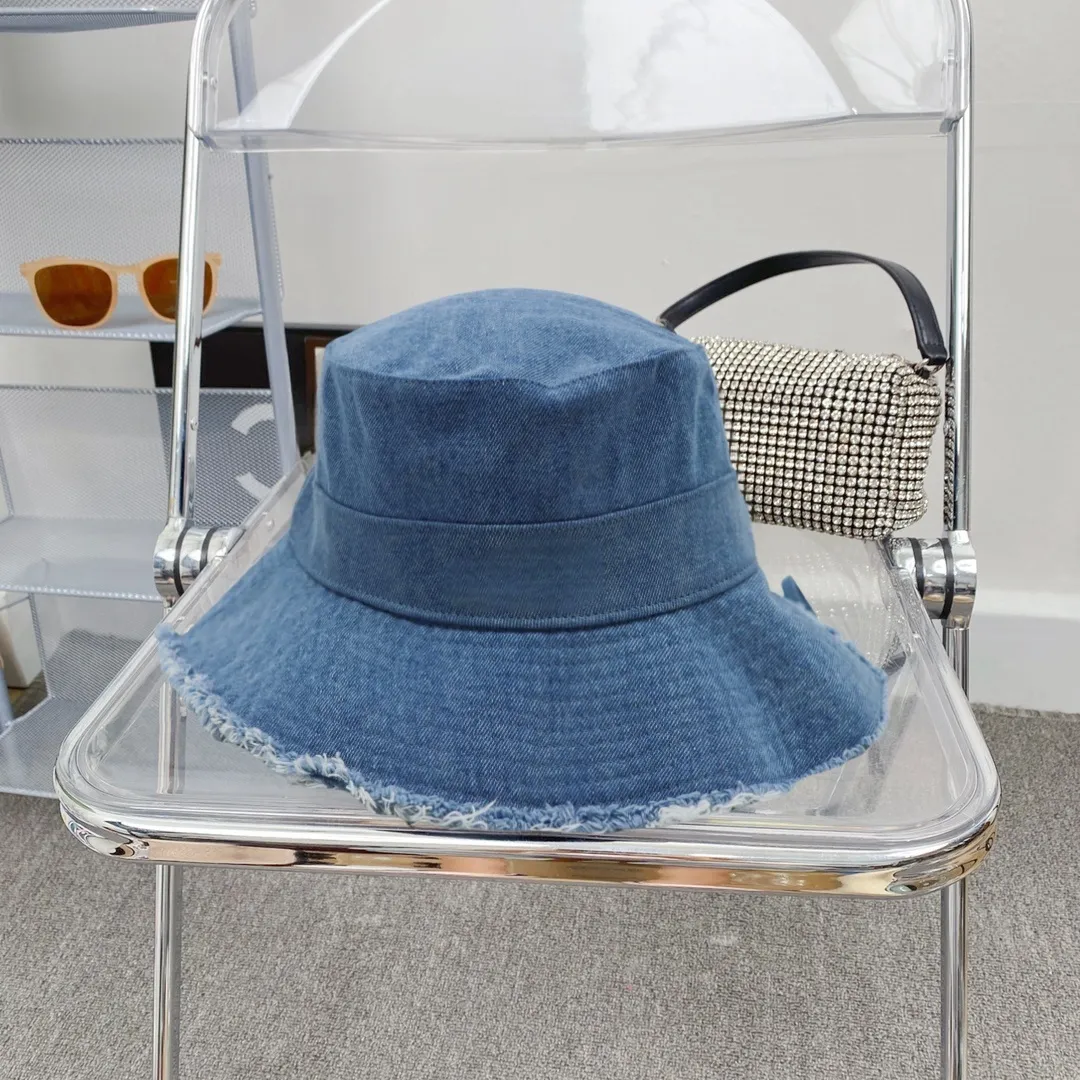남성을위한 디자이너 버킷 모자 여성 조절 가능한 카퀴 트 와이드 딱딱한 럭셔리 휴가 해변 모자 태양 예방
