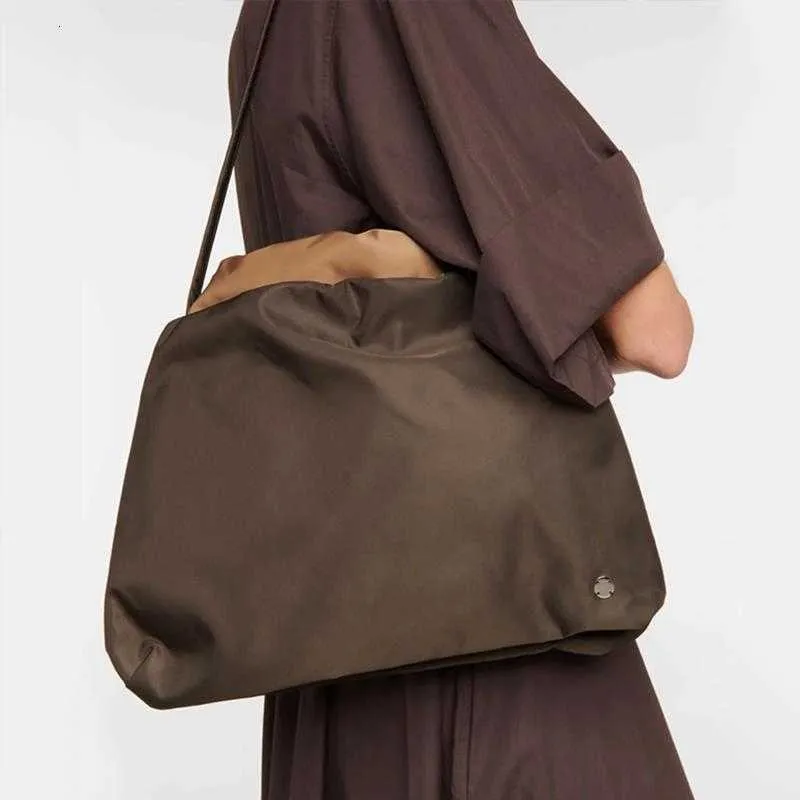 Cross body bag for women 2024 Row New xl Bourse Nylon Pleated Shoulder Large Capacity Cloud Handbag Womens the designers bags for women