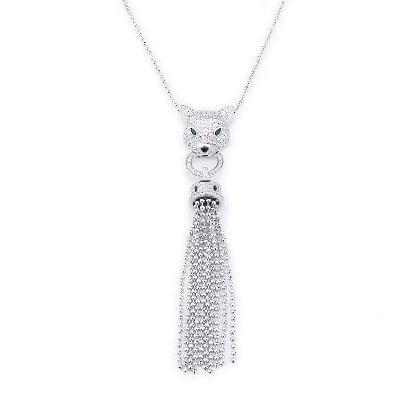 Colar pingente de diamante de designer feminino Tassel Tassel Adoro Brincos de trevo de quatro folhas Jóias de brincadeira de casamento Baotou charme colares de pingentes de tigre