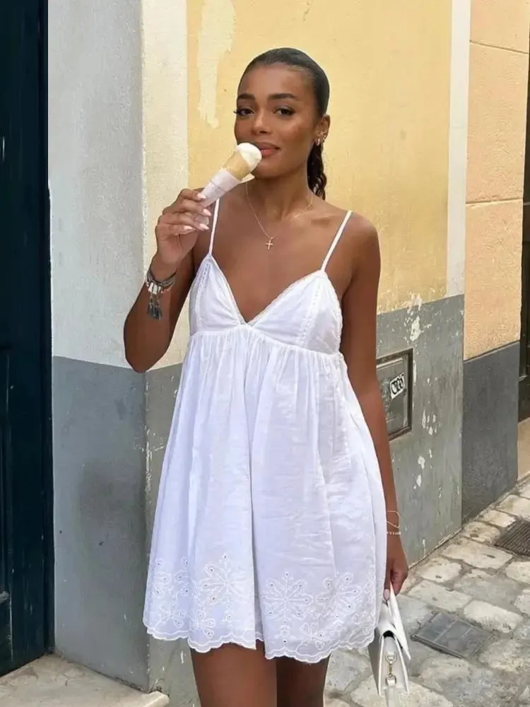 ZABA Women s Elegant Halter white dress with Spaghetti Straps V Neck and Strapless Lace Design for Seaside Travel and Holidays 240418