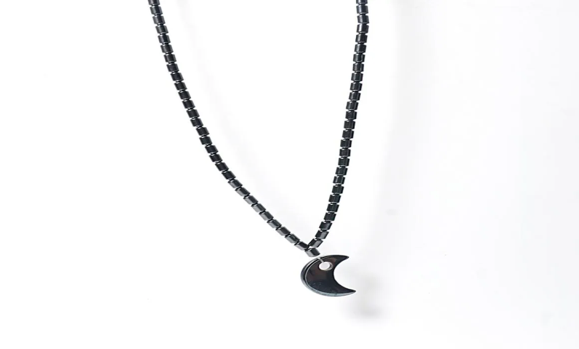 Collar colgante de hematita de forma de luna para hombres Mujeres Collar de colgante de piedra natural Beads Beads Jewelry1375755555