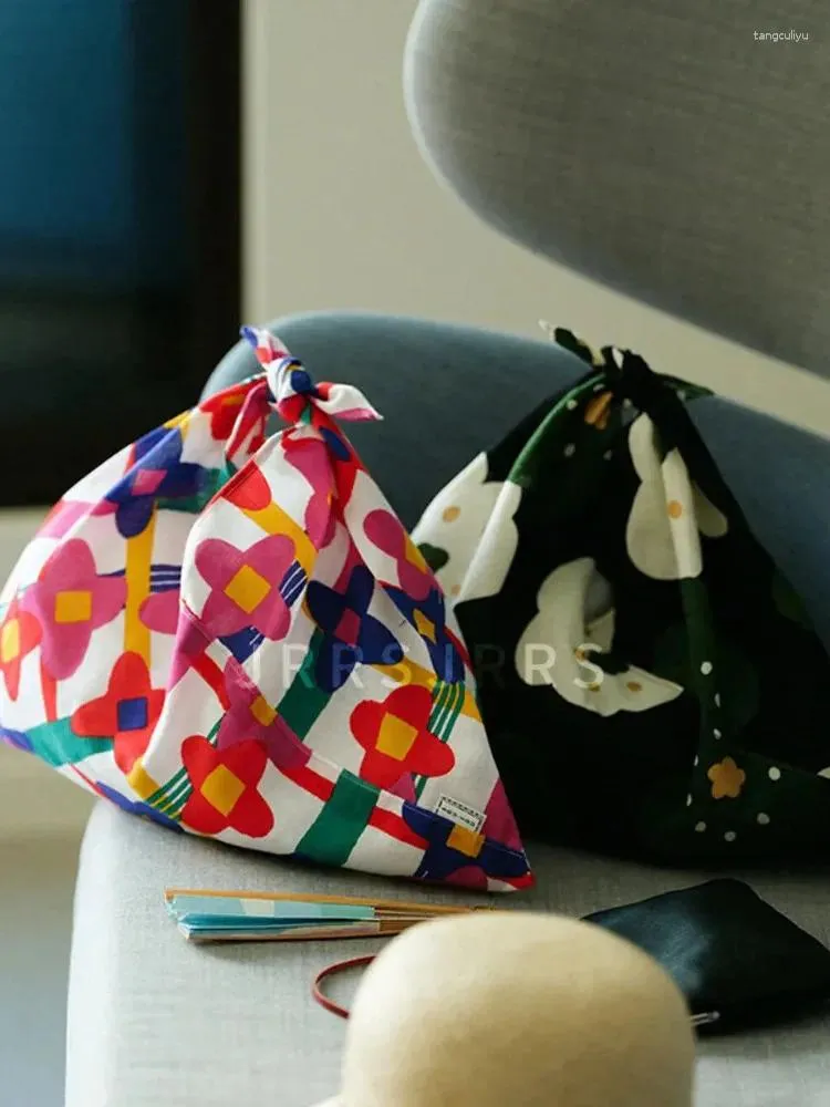 Boodschappentassen handtas alle katoenen leuke bloem bedrukte tas driehoek Japanse kleine milieubescherming doek