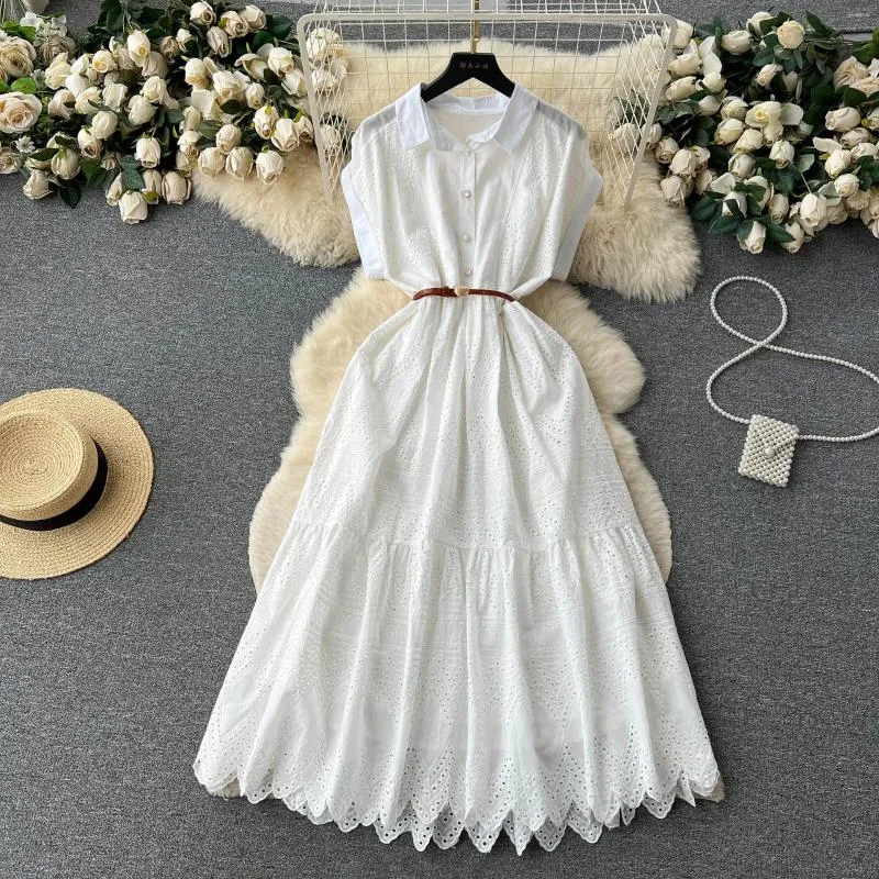 Robes décontractées robe blanche plissée Femme Summer Summer Summer Sans manches sans manches élégant une ligne longue