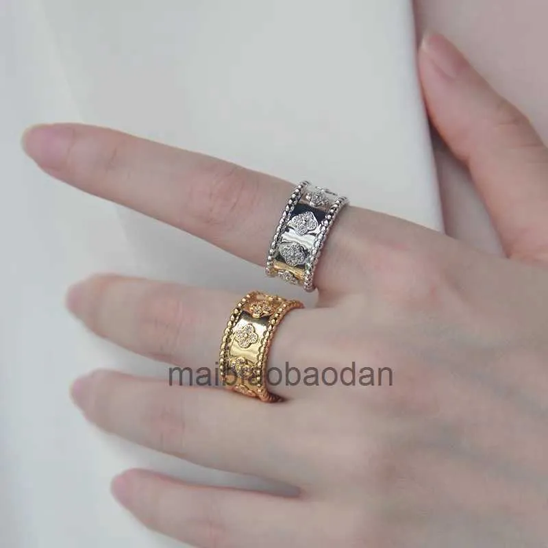 Designer Luxury Jewelry Ring Vancllf Wen Jian Light Four Leaf Grass Kaleidoscope Womens Micro Set Diamond Fashion Classic High End Popular