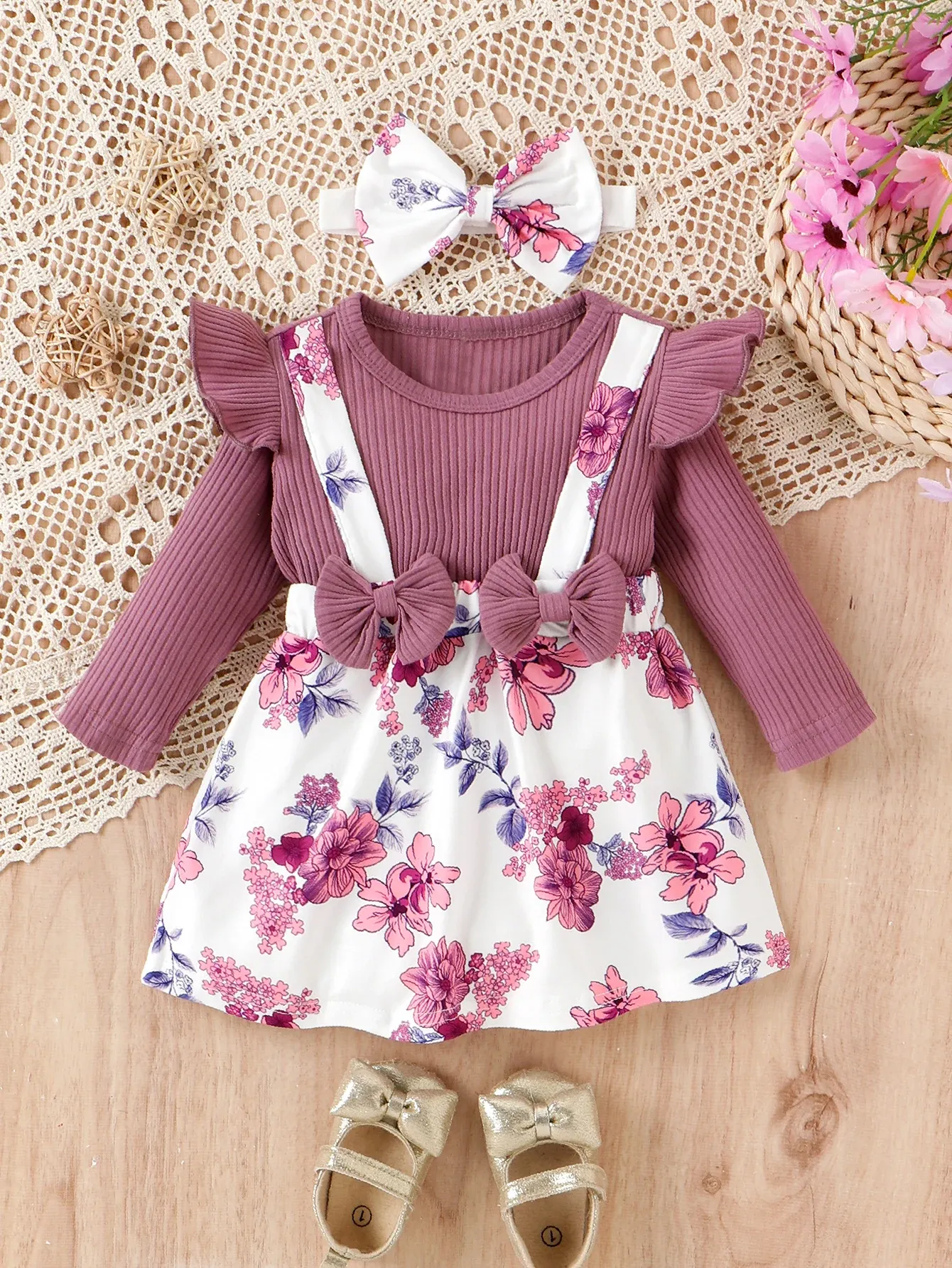 Jurken Spring en herfst Girls Round Neck Bow Blossom katoenen jurk met lange mouwen met hoofdband modieus casual en zoet