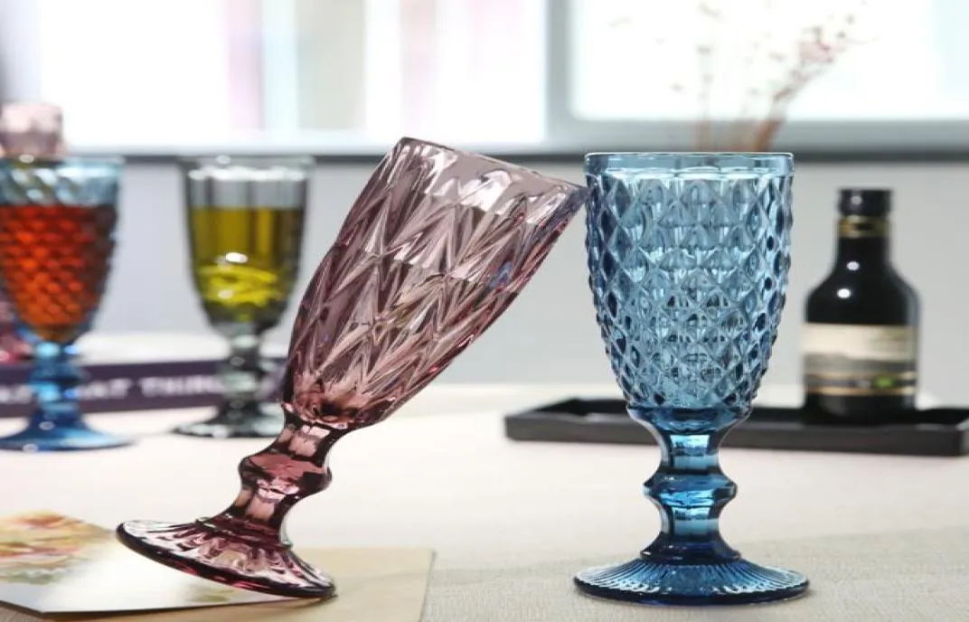 QBSOMK 150ML estilo europeu em vidro de vitral com relevo 4 coloras de água de vinho de vinho da lâmpada de cálices grossas GLASE5132312