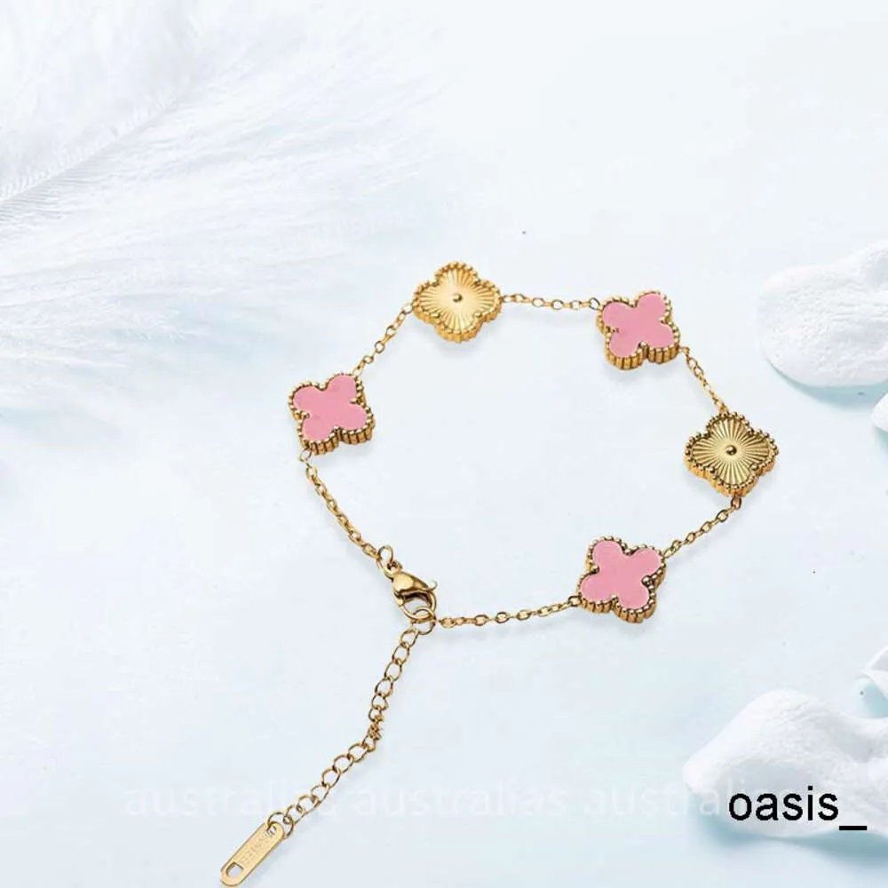 Bracciale trifoglio Diaminato Elettroplato Elettroplato Precisione personalizzata intarsiata in oro rosa a quattro foglie Bracciale Bracciale rosso Bracciale rosso Bracciale Gipahj#