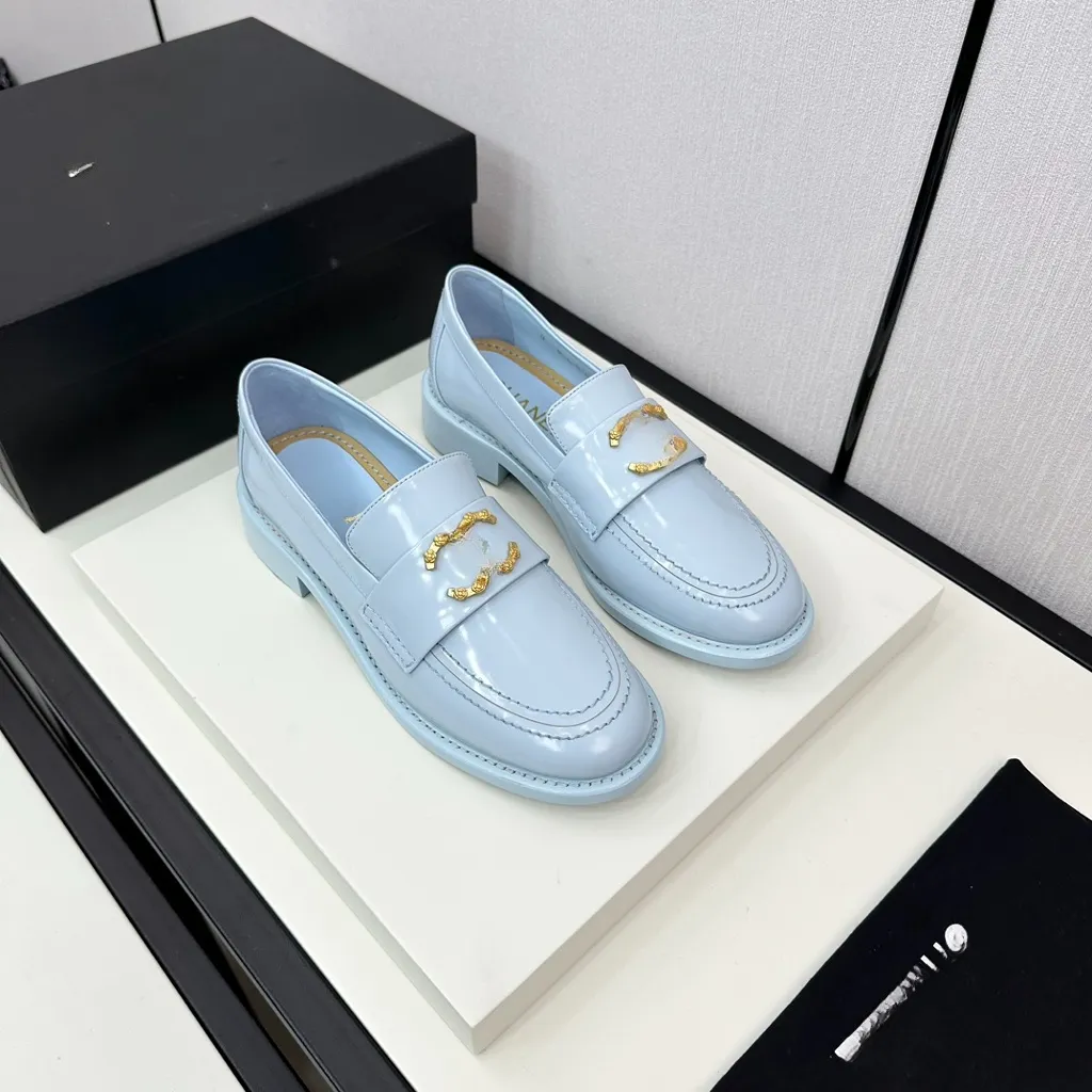 2024 Designer Luxury Casual Loafers for Women: Chic & Comfortable, Ideal for Daily Wear and Special Occasions