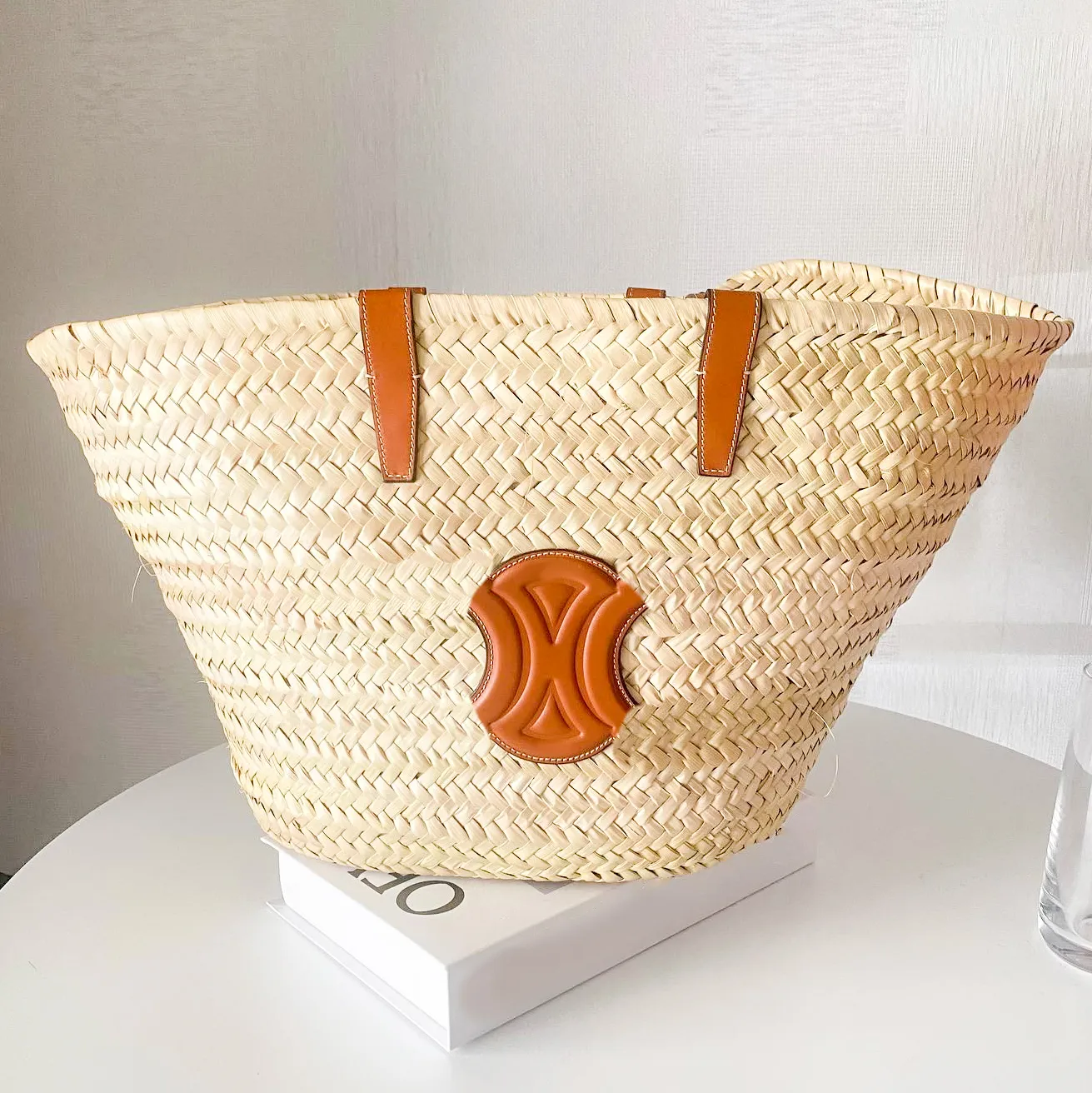 Designer Raffias Weekend Beach Bag Bag triomphes Womens Clutch Bucket Handväska Crossbody Man Weekender Shopping Basket Hand Bag Luxury Stråvävning Tote axelväska