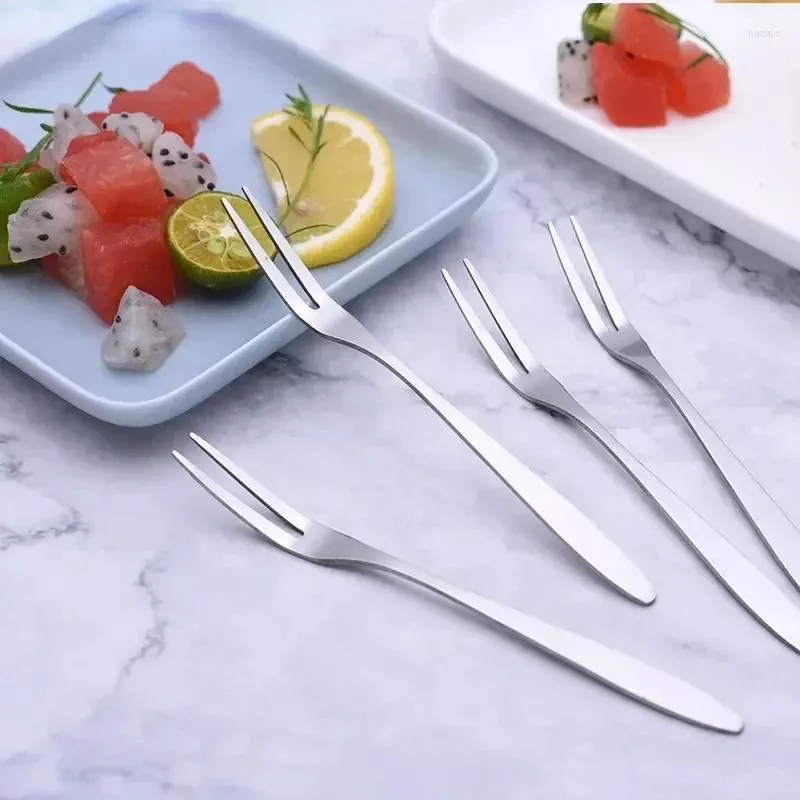 Fourks 5 / 10pcs en acier inoxydable Dessert Belle Mini Fork Fork Snack Cake Cafeteria Home Kitchen Lacteware