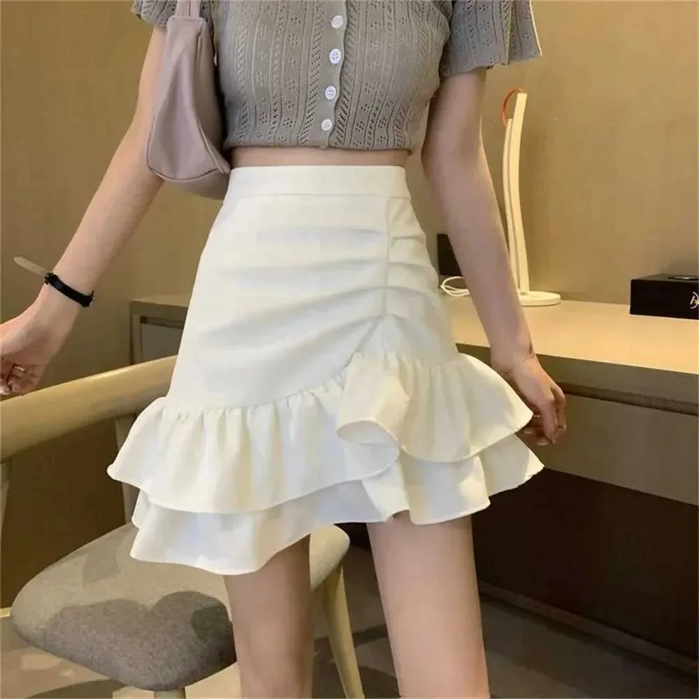 Jupes 2024 Femme coréenne Fashion Summer Rouffles irrégulières jupes courtes hautes jupe de taille haute pour femmes Blanc Blanc Rose de poisson rose jupes