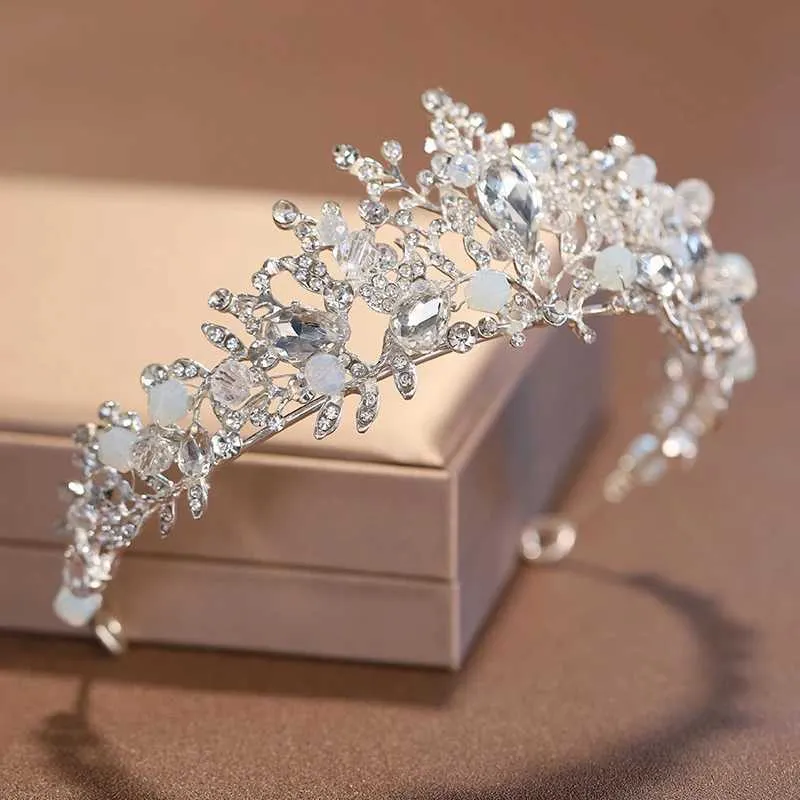 Wedding Hair Jewelry itacazzo nowa nowa nowa pełna wykwintnej atmosfery olśniewająca moda srebrna korona ślubna kobiet