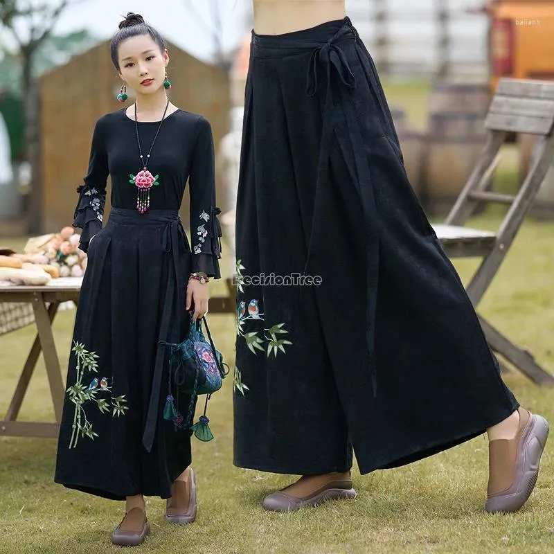Ethnische Kleidung 2024 Chinesischer Nationalstil Herbst Winter Stickerei Frauen Hosen Retro losen lässiger modische breite Leg T001