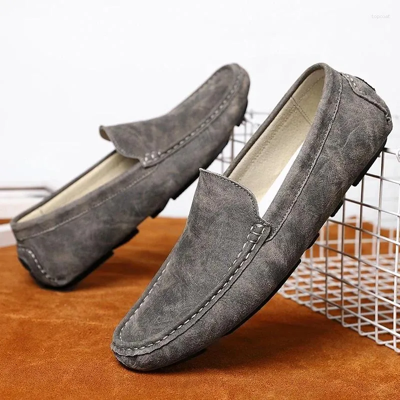 Chaussures décontractées Men de mode Mocasins en cuir en cuir clair