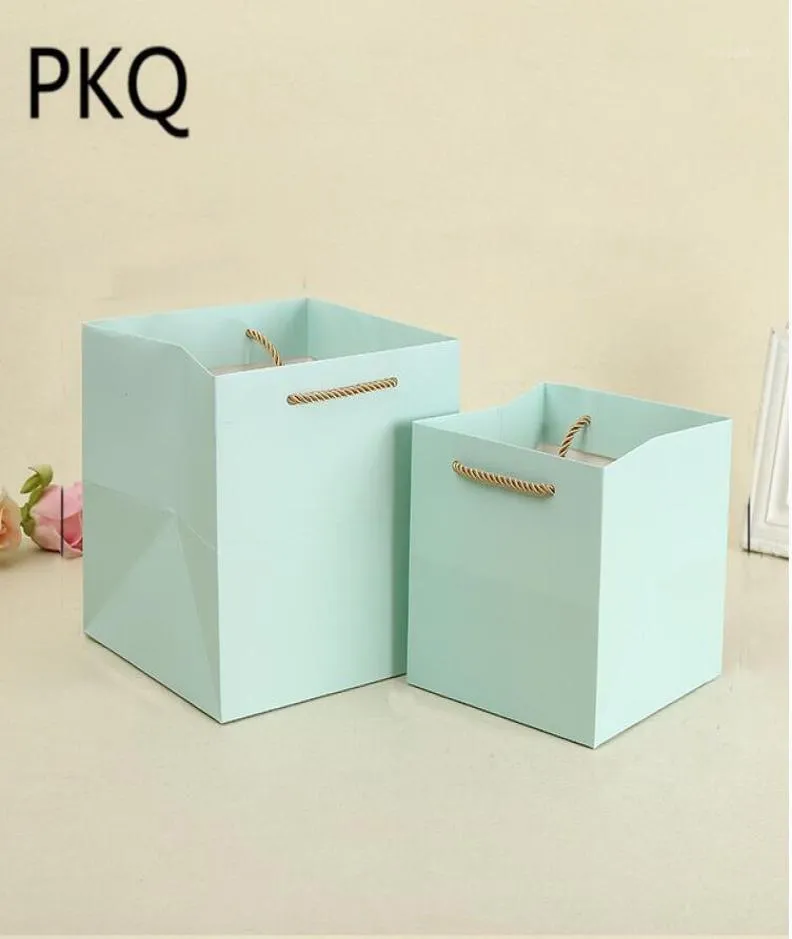 Wrap regalo 20pcs 161616cm222222cm Kraft Paper Borse Flower Box con manico Fiorista Bouquet Packing Valentine039s Boxes14472918