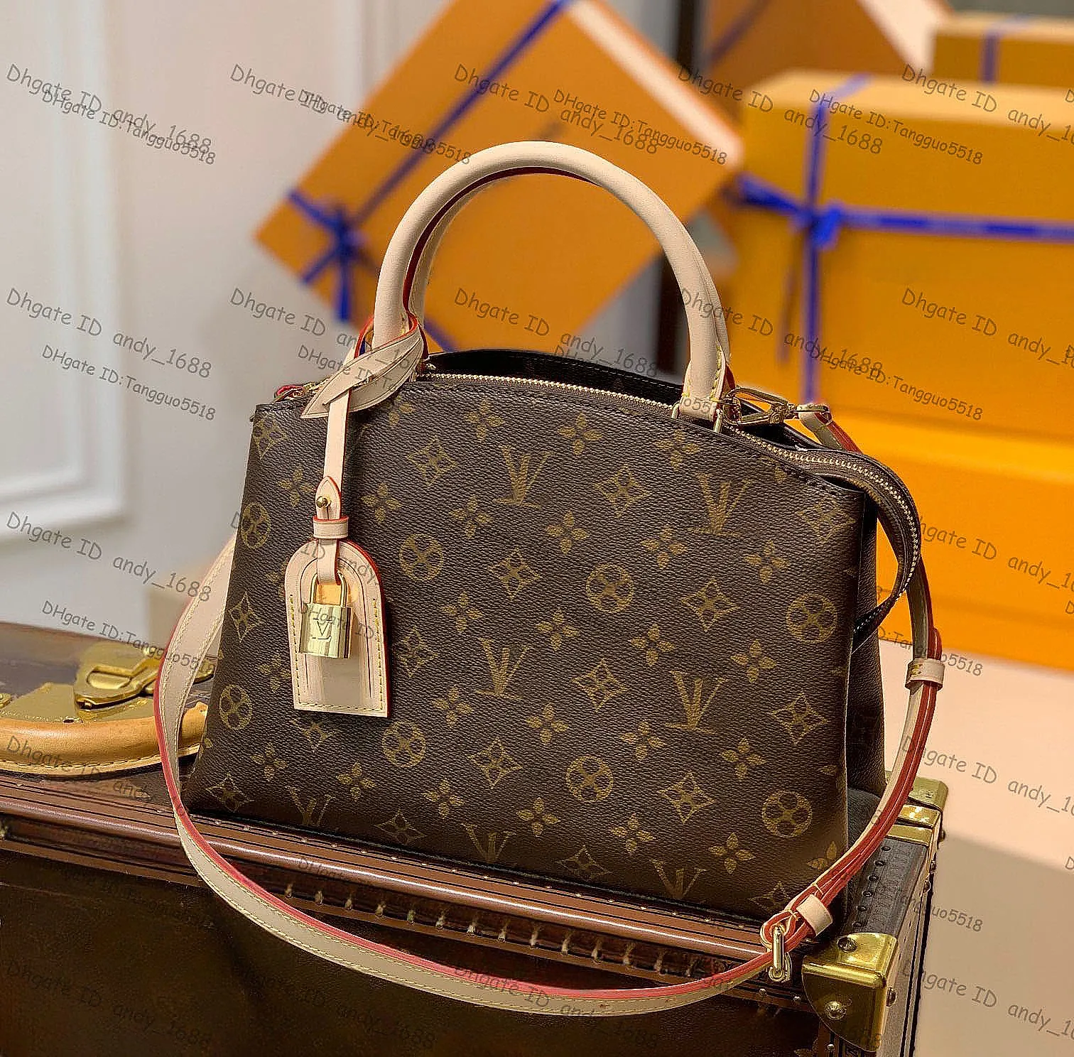 Designer Womens Medium Sized Shoulder Bags Set With Matching Wallet And Clutch High Quality Large Capacity Tote For Shopping And Fashionable Crossbody Purse From Tangguo5518 32.16 DHgate.Com