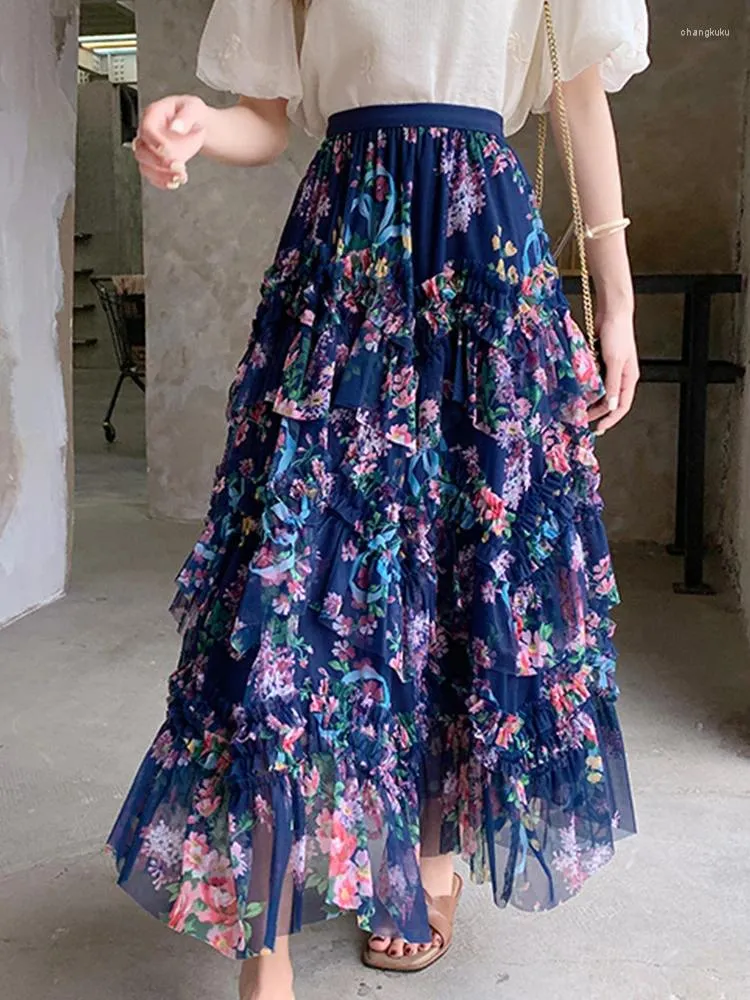 アンティーク雑貨 Gorgeous gradient tutu skirt . Gorgeous gradient tutu skirt .