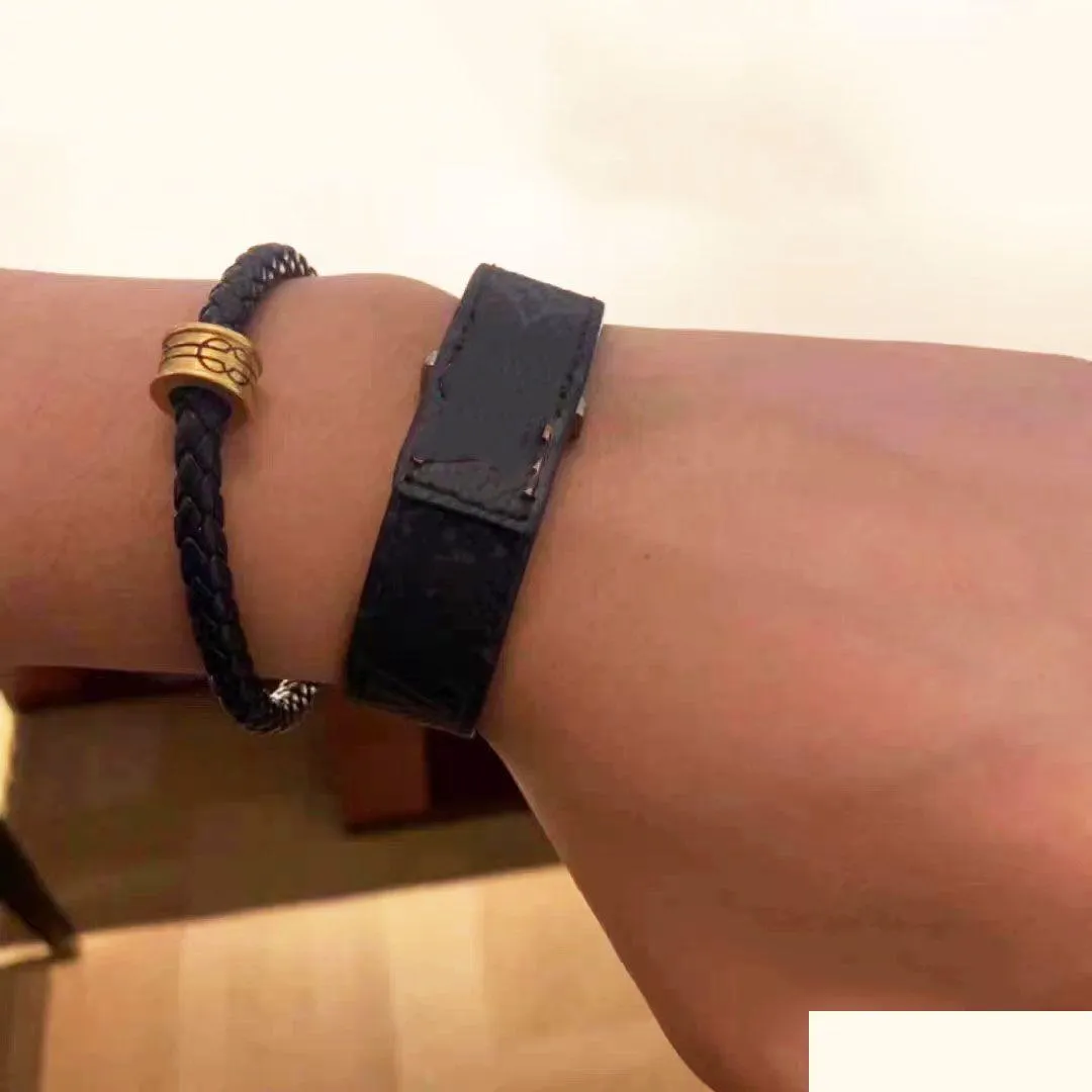 Andere Armbänder Essigner Luxus -Herren und Damen Mode Uni Schmuck Aolly Schnalle Ledergröße 21 cm mit Box Drop Lieferung OTPDF