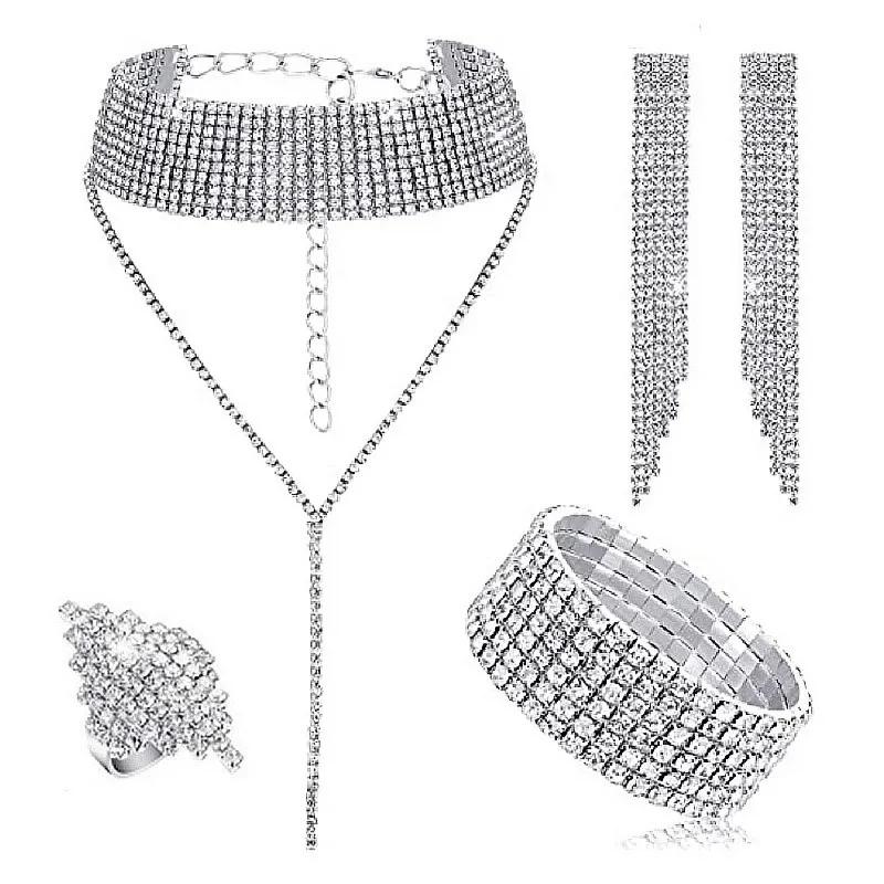 Collier de tour européen et américain Bijoux explosif Amazon plein de boucles d'oreilles de bracelet à chaîne de diamants Ring Choker quatre ensembles