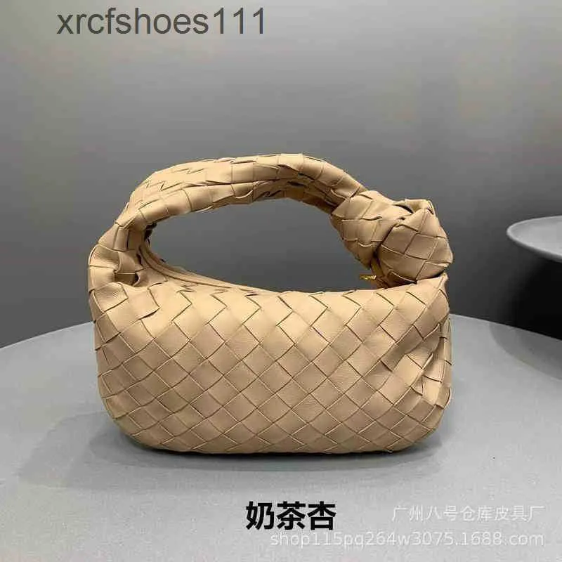Designer Handhorn Lady Luxury Sacs Boteggass Claassic Tote Cloud Sac Mini noué les mêmes sacs à main Jodies Venata U70L