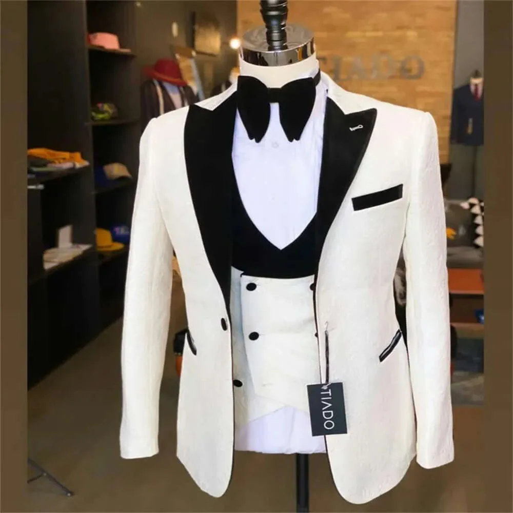I białe 2 czarnych mężczyzn garnituje najnowszy nowoczesny formalny eming spersonalizowany fit płaszcz lapowy+kamizelka zwykła impreza