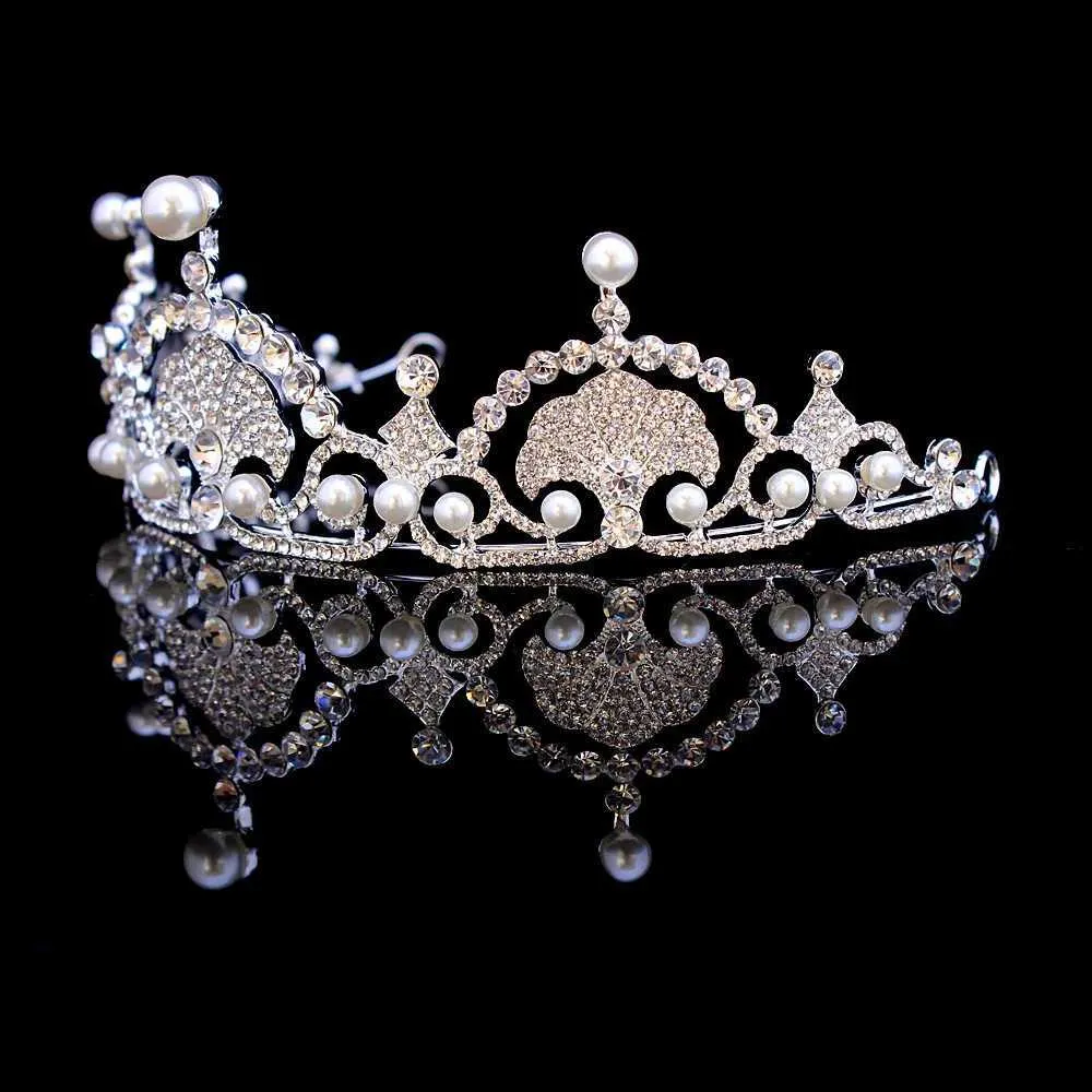 Bandons Kate William Royal Royal Crystal Mariage Hair Couronne Couronne Bijoux Couronne de mariage Perle Accessoires Bridal Hair Q240506