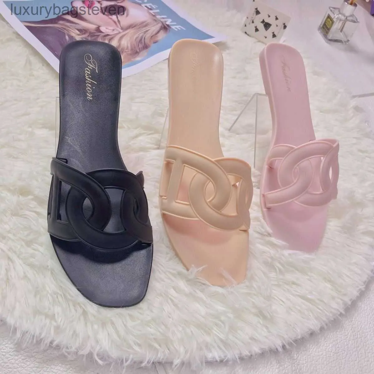 Fashion Original H Slipper Slippers printemps été Nouveau Pig Pig Nose Crystal Chaussures Portez des pantoufles extérieures à pied résistant pour les femmes avec un logo de marque 1: 1