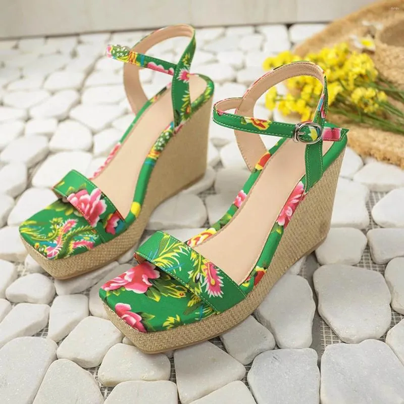 Sandálias Sapatos de senhoras na venda Wedge grossa Baixa padrão para mulheres peixes de verão boca sem dedos praia romana
