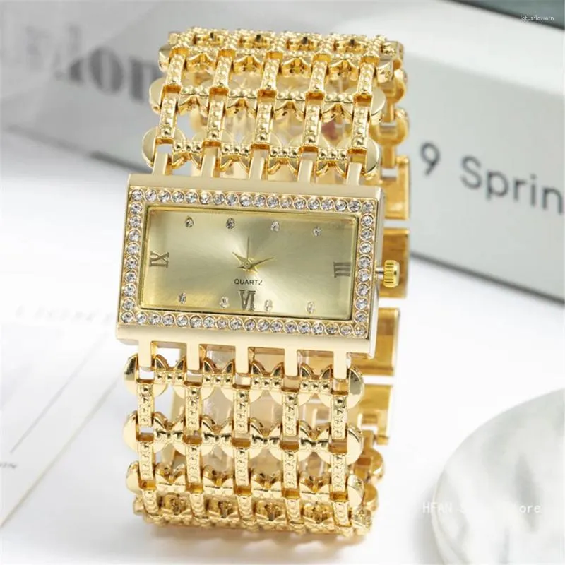 Montre-bracelets Luxury Fashion Femmes Regardez les qualités de conception de cadran brillantes