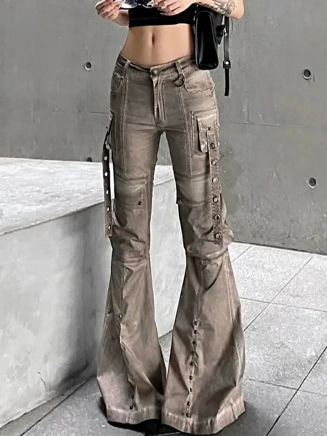 Gewassen bruine hulpprogramma bootcut jeans voor vrouwen American Street Pocket Brede been broek Originele verblijfsstijl Y2K Leisure Trousers 240426