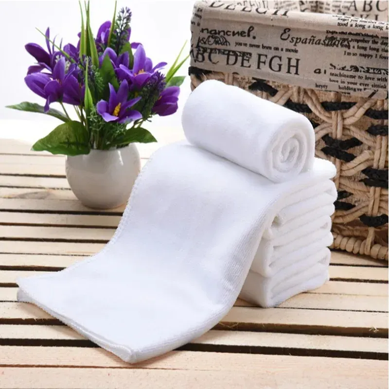 Handdoeken 10 st White Ultra Soft MicroFiber Fabric Face Handdoek Hotel Badhanddoek Handhanddoeken Portable Terry Multifunctioneel