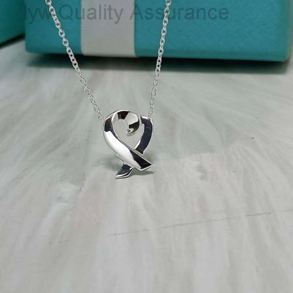 Designer Tiffanybead Jewelry t Family Clear Heart Full Corps 925 Collier en argent sterling pour femmes Personnalité Simple et à la mode Pendant en forme de coeur