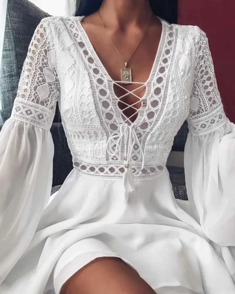 Women Beach Wear Womens A Line Dress Short Mini Dress White Black Red Long Slve Solid Color Ruffle Patchwork Chiffon Spring Summer Slim V Neck Y240504