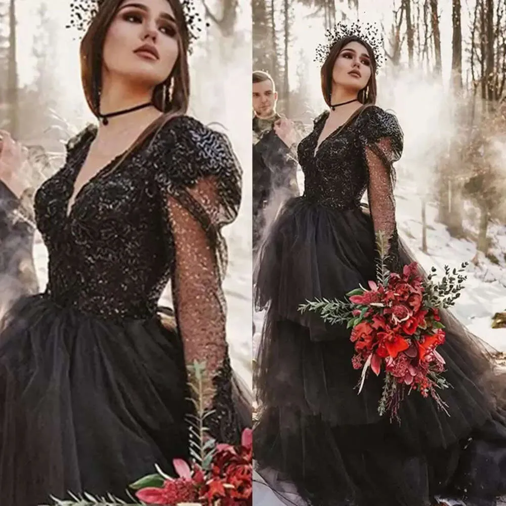 Jurken lijn een gotische zwarte bruidsjurken lange illusie mouwen pailletten gelaagde rok tule sweep trein op maat gemaakte plus size boho bruiloft vestidos