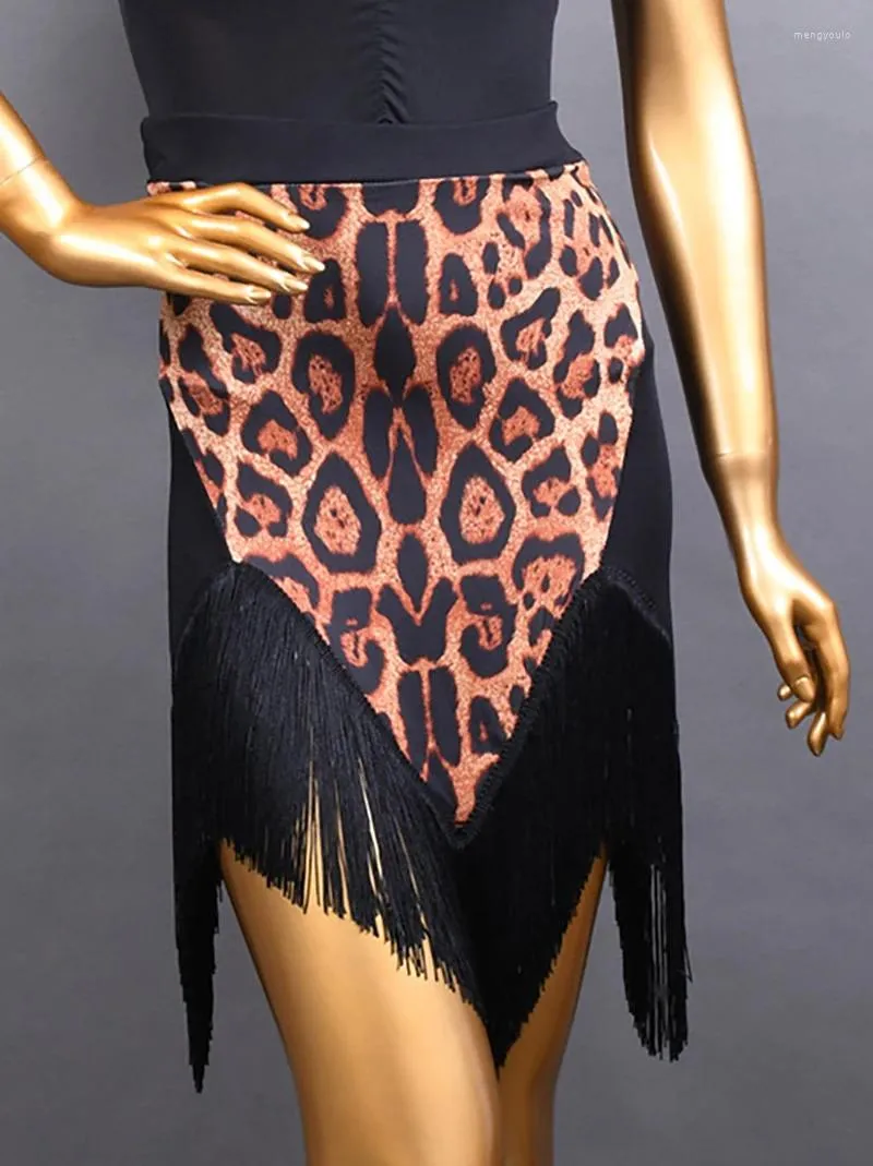 Porte des femmes Fringe Fringe Latin Dance jupes irrégulières Costume de danse adulte féminin