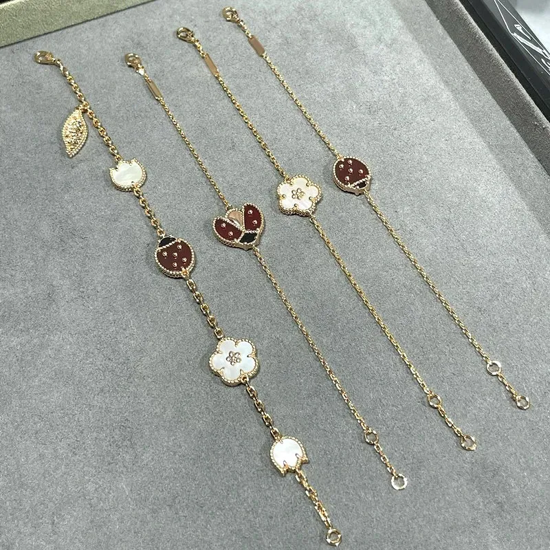 Rose Gold Plum Ladybug Bracelet Dames Simple Fashion Sweet Luxury Brand Sieraden feestcadeau voor Valentijnsdag 240507