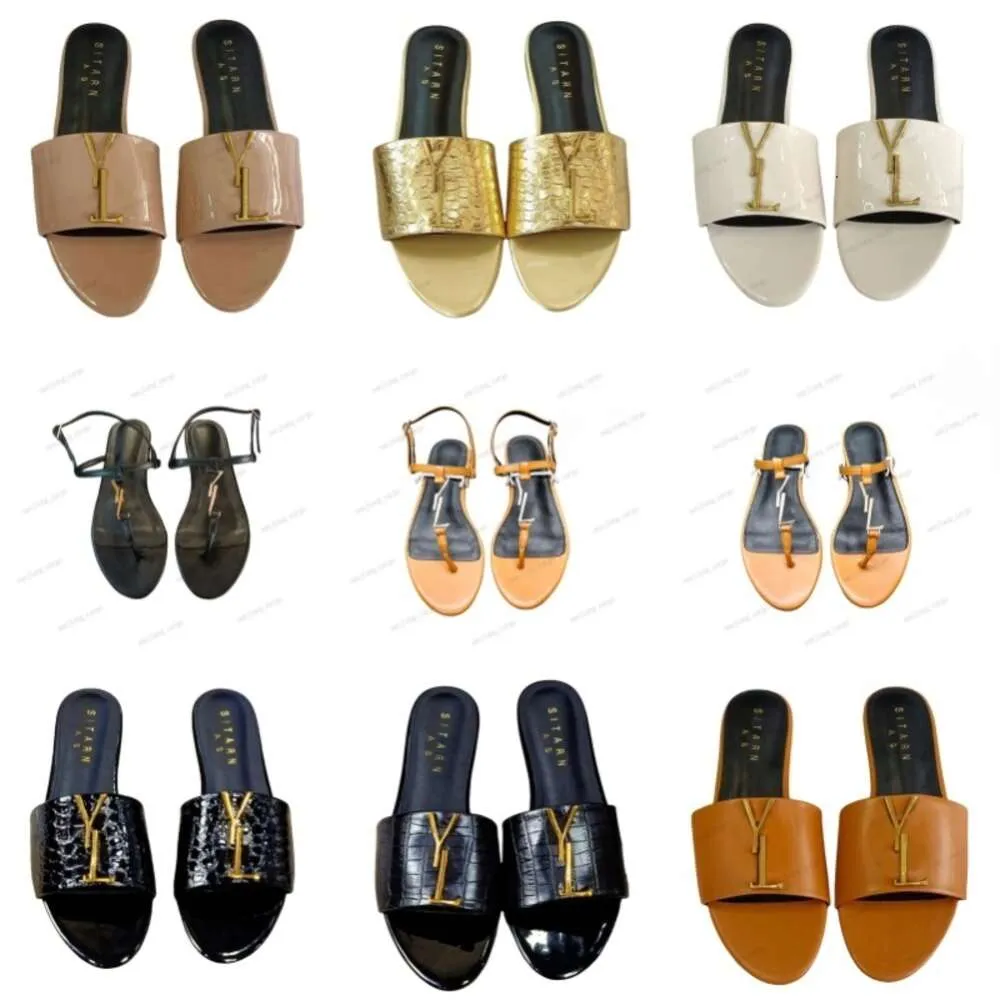 Luxus Metallic Slide Cassandra Gold Buchstaben Sandalen Designer Slides Damen Pantoffeln Krokodilleder Schuhe Sommer Mode Wide Flip Flops Slipper für Frauen
