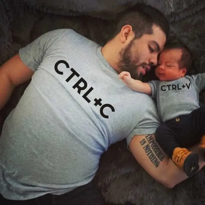 Family Matching Outfits Ctrl+C en Ctrl+V Gedrukte Matching Dad T-shirt Baby Bodysuit Perfect cadeau voor Fathers Day Family Deskleding D240507