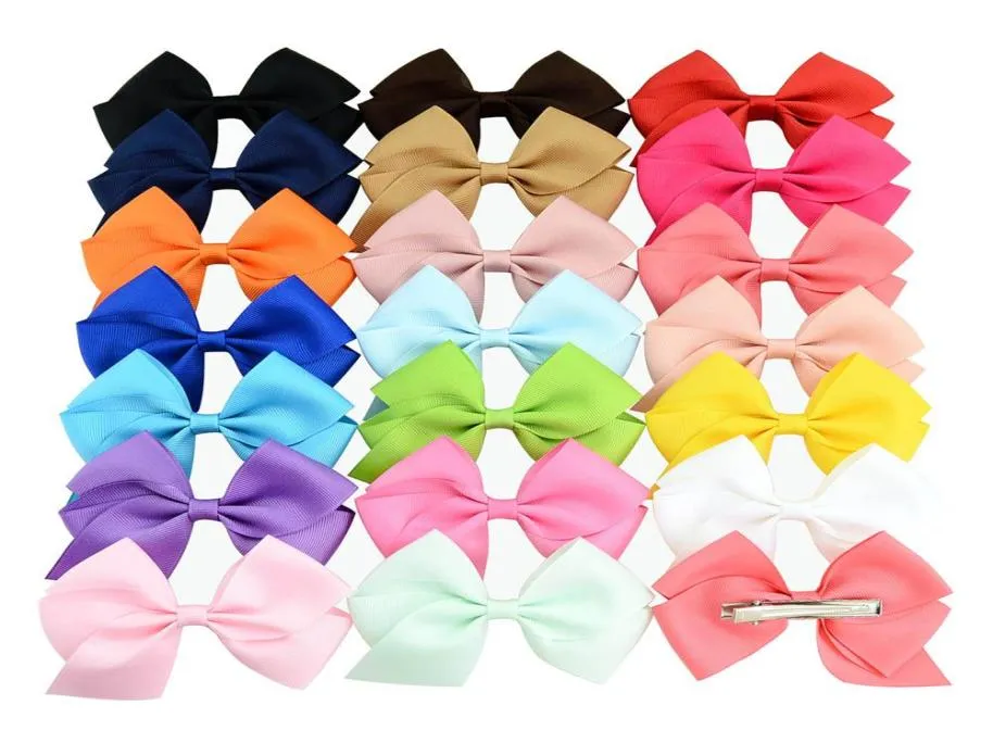 4QUOT Girls Solid Grosgrain Ribbon Capelli Bow Clips Castello a nastro con clip 60PCSlot Fashi