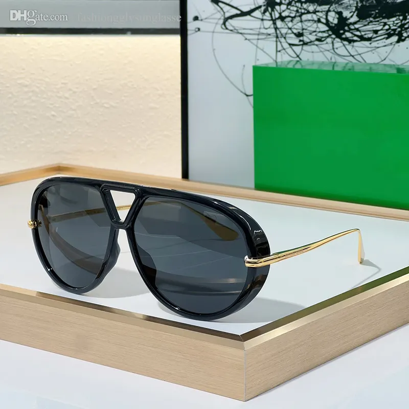 Pilot Sunglasses For Women UV400 Protection Classic... From  display picture 3