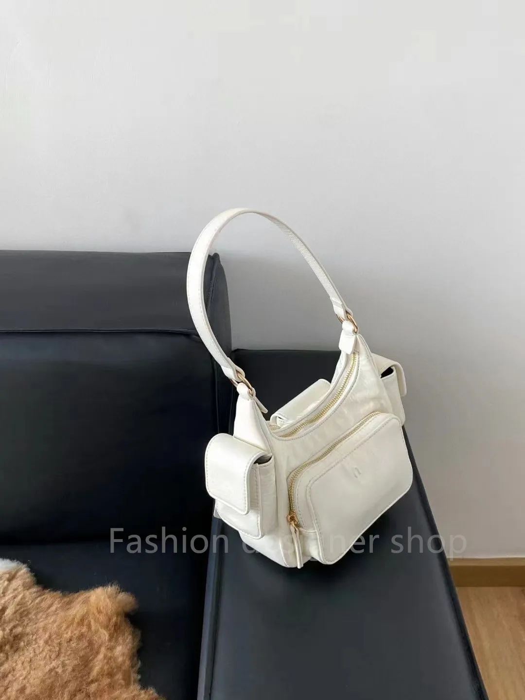 En kaliteli tatlı havalı kız el çantası y2k tasarımcı tote çanta kadınlar için hediye vintage cep miuii tasarımcı çantası alt kolt çantası muiii deri pratik