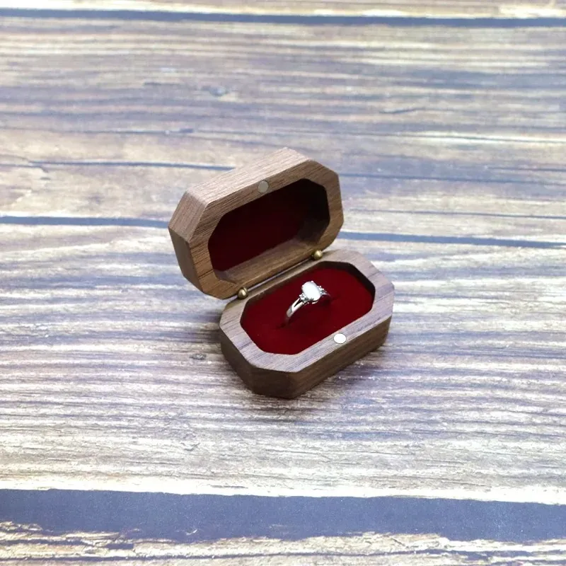 Bolsas de anillo de anillo de boda rústica de joyero de madera de nuez