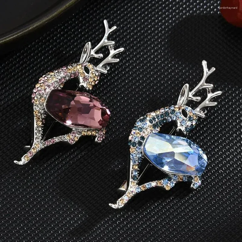 Broches mode mignon animal cerf broch dames étincelante strass de cristal à épingle en cristal manteau sweater accessoires bijoux cadeaux