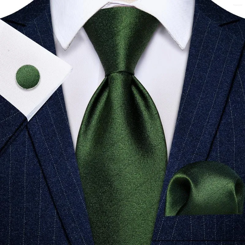 Bowbindingen Satin Green Luxury 8 cm stropdas voor zakelijke mode Solid pocket square manchetjes Formele Tuxedo Accessoire Wedding