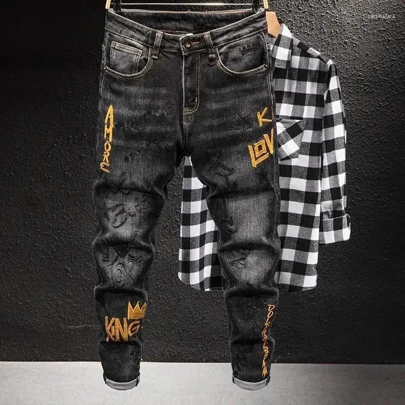 Jeans masculino moda de luxo coreano de luxo punk punk slim fit jeans para primavera e outono com design de bordados em 3D