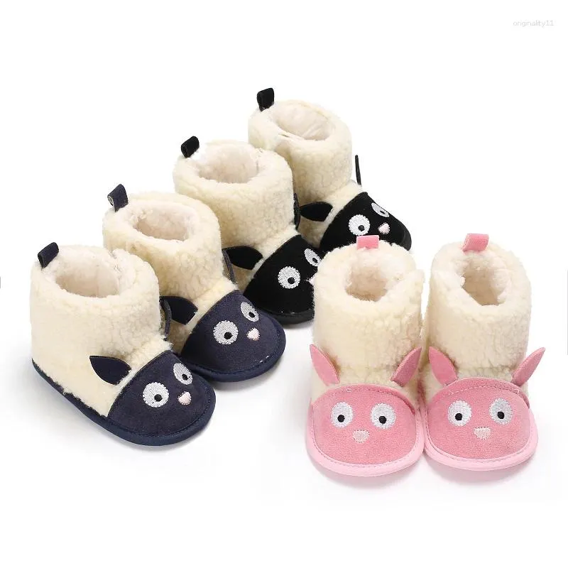 Ботинки рожденные девочки мальчики зимние теплые пинетки мягкие подошва младенца малыша Первый холкер Prewalkers милые мультяшные овцы обувь