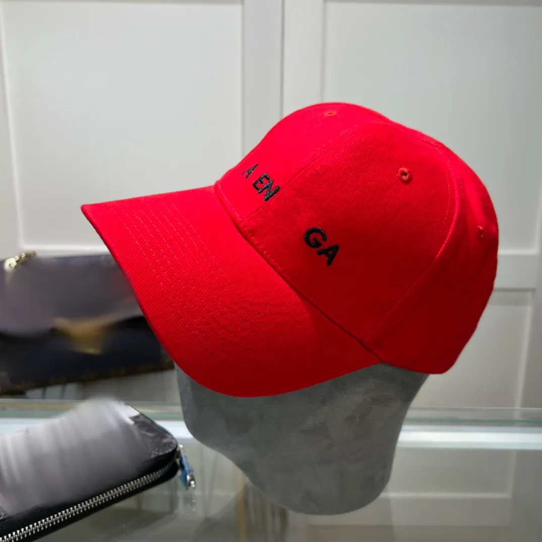 Designer de luxo Caps de alta qualidade Hip Hop Alphabet Baseball Cap moda Summertime Sun Protection Chapé