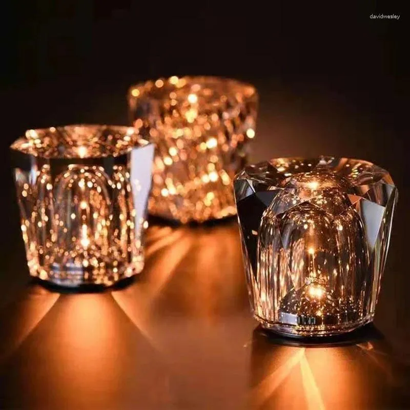 Lampade da tavolo Crystal Diamond Night Light Restaurant Atmosfera Atmosfera Lampada da comodino Romantico ricaricabile