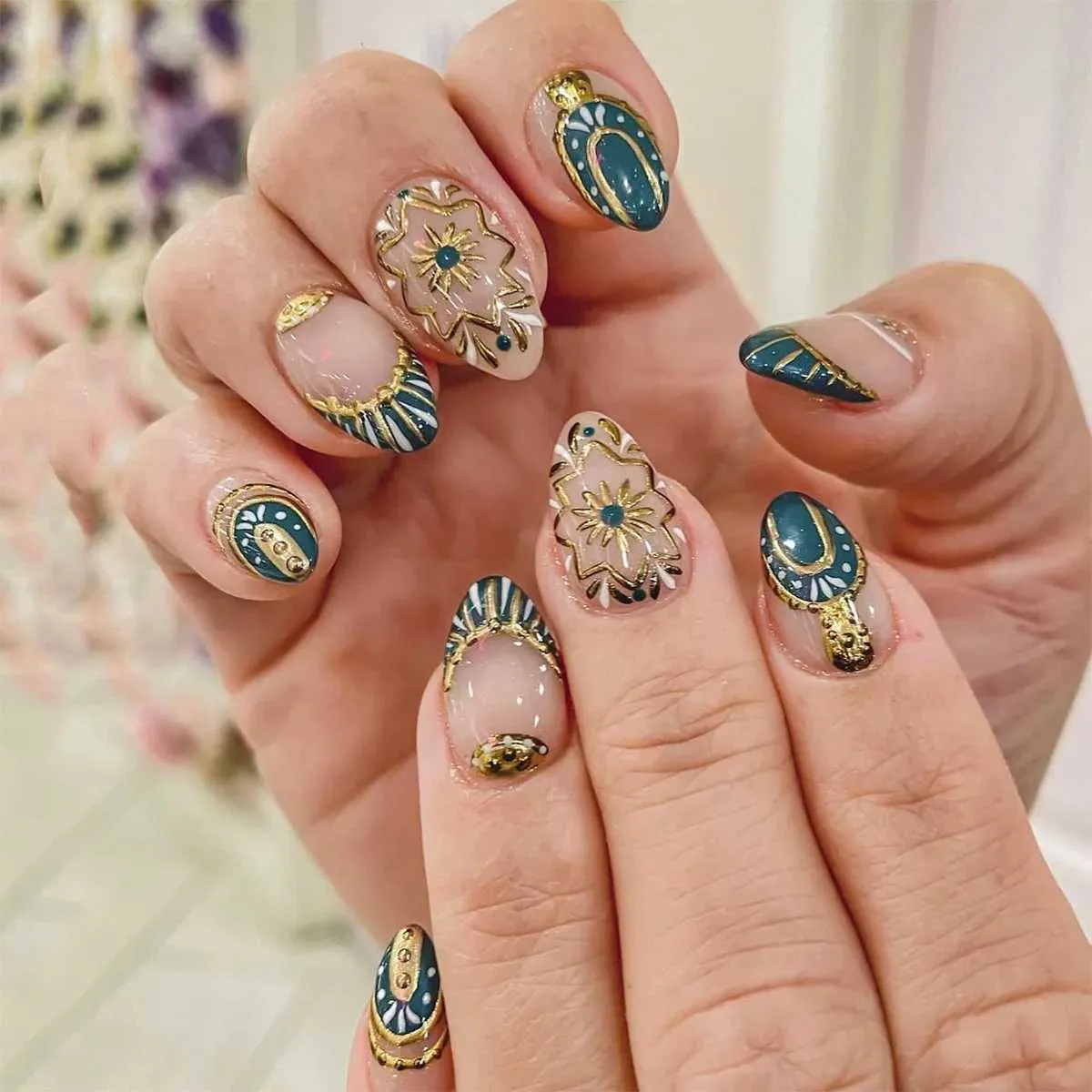 Faux ongles chinois rond faux nail patch flower motif de fleurs appuyez sur des ongles couverture complète ongles artificiels pour femmes patchs manucure de fille T240507